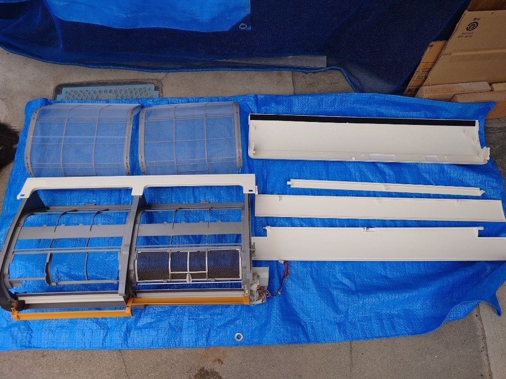お掃除機能付きエアコン