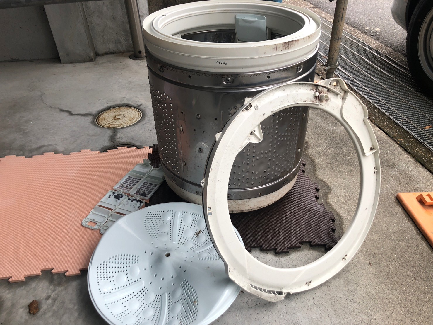お掃除機能付きエアコン・縦型洗濯機完全分解洗浄